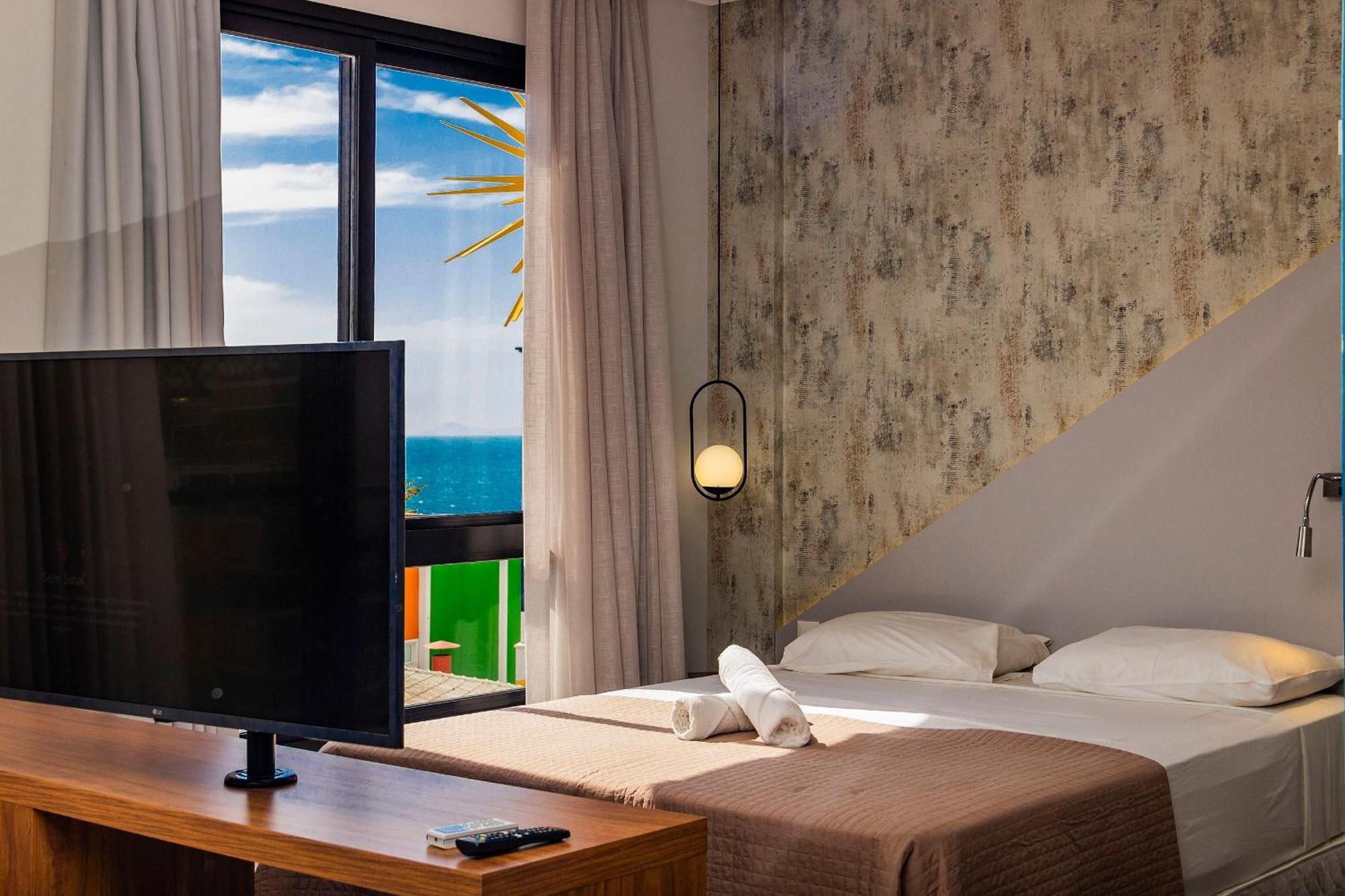 Aion Suites 303 - Lindo Apartamento Com Vista Para O Mar, A 60M Da Praia De Bombinhas, Com Piscina E Academia No Rooftop. 外观 照片
